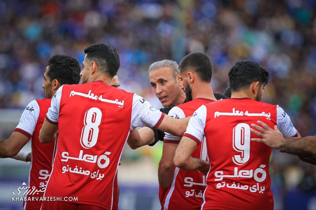 سرنوشت استقلال در انتظار پرسپولیس؟/ آبی‌ها هم دنبال سرمربی جدید قرمزها هستند