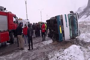 واژگونی خونین مینی بوس در جاده جلفا