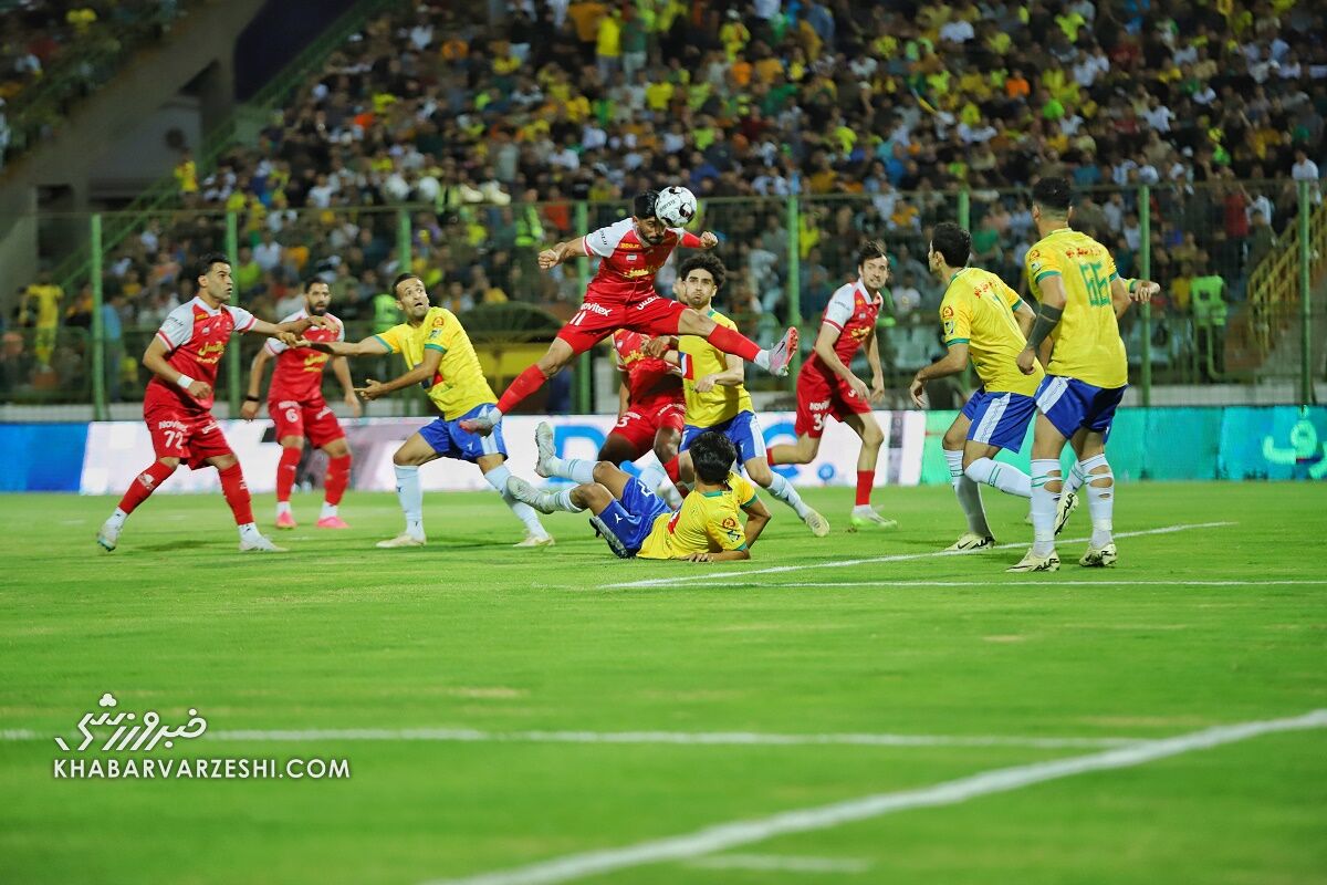 ویدیو| گل اول پرسپولیس به نفت با پرش بلند اسماعیلی‌فر